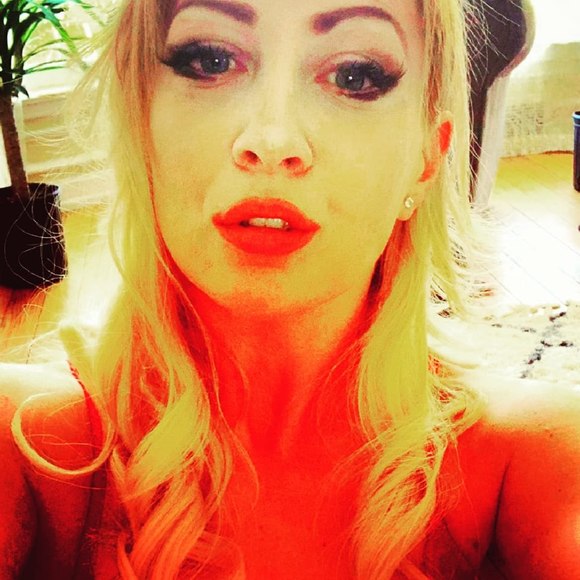 Meet your Posher, Steff - Picture 1 of 1